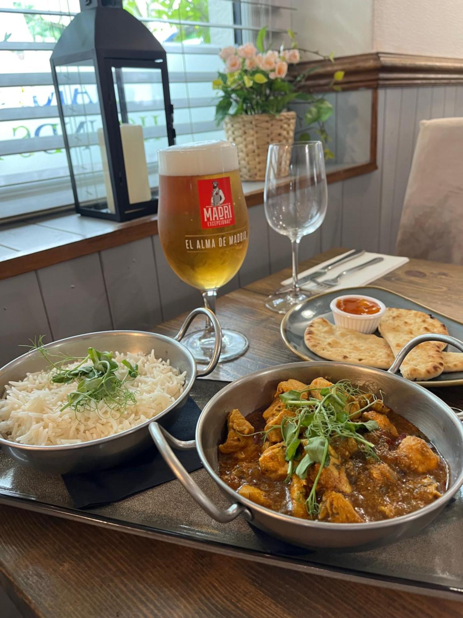 Hare And Hounds Hotel Foulridge Екстериор снимка